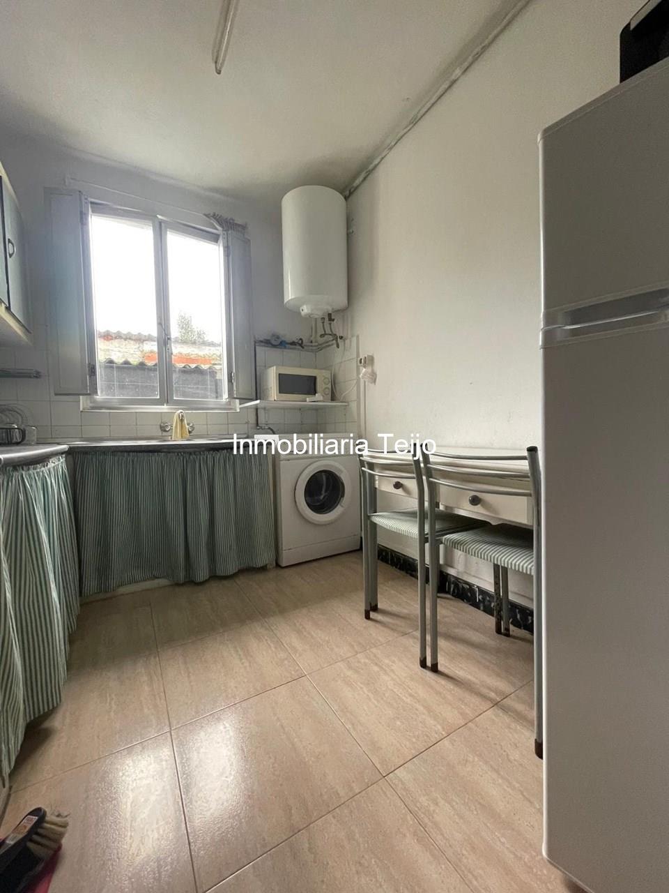 Foto 9 SE VENDE BAJO VIVIENDA DE 3 DORMITORIOS CON VENTANALES CLIMALIT