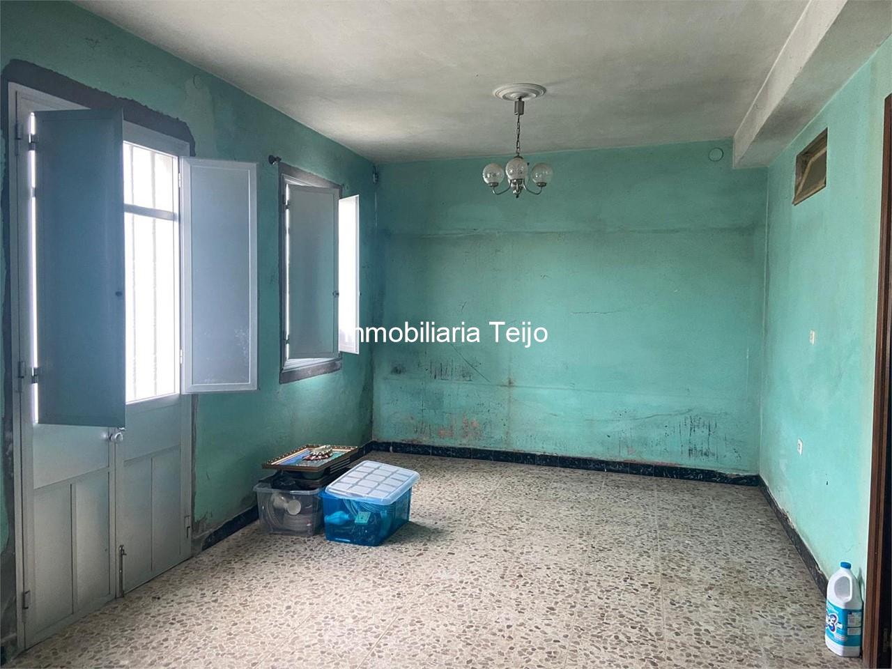 Foto 5 SE VENDE CASA A REFORMAR EN EL VAL