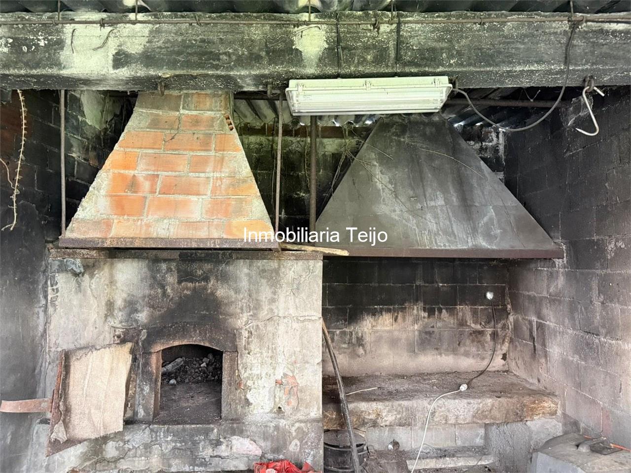 Foto 31 SE VENDE CASA ADOSADA CON BAJO COMERCIAL Y DOS VIVIENDAS EN CATABOIS