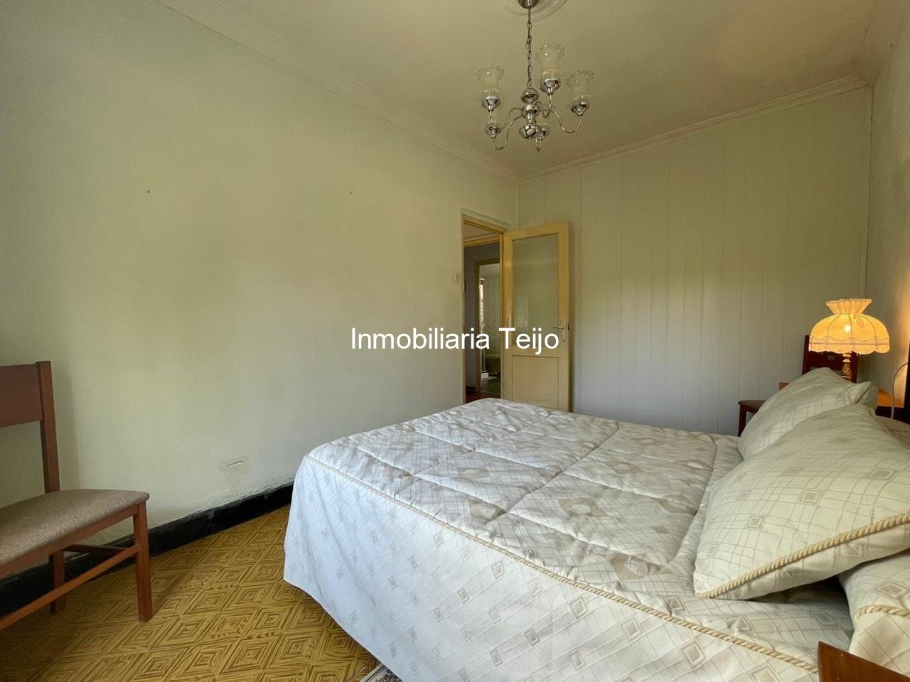 Foto 13 SE VENDE CASA ADOSADA CON CALEFACCIÓN DE PROPANO Y FINCA EN CATABOIS 