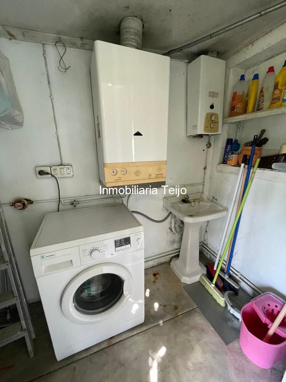 Foto 15 SE VENDE CASA ADOSADA CON CALEFACCIÓN DE PROPANO Y FINCA EN CATABOIS 
