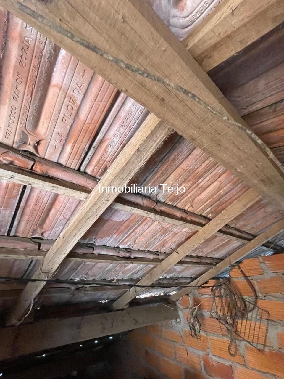Foto 16 SE VENDE CASA ADOSADA CON CALEFACCIÓN DE PROPANO Y FINCA EN CATABOIS 