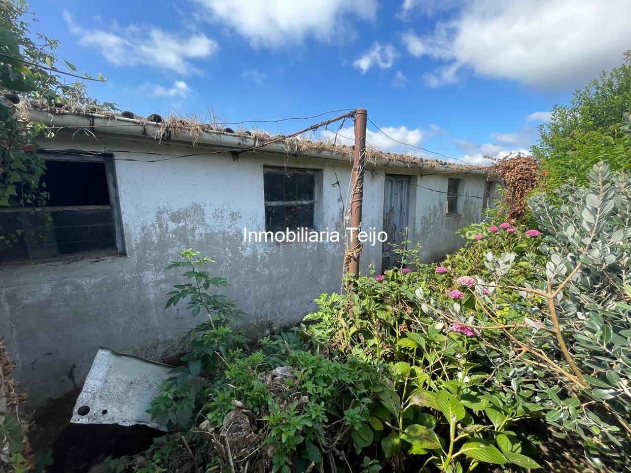 Foto 21 SE VENDE CASA ADOSADA CON CALEFACCIÓN DE PROPANO Y FINCA EN CATABOIS 