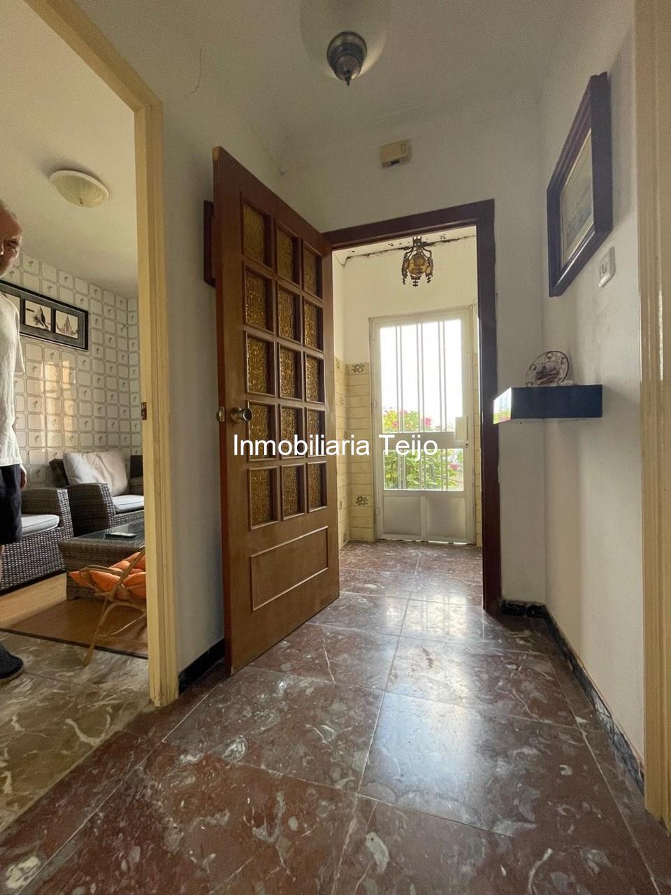 Foto 5 SE VENDE CASA ADOSADA CON CALEFACCIÓN DE PROPANO Y FINCA EN CATABOIS 
