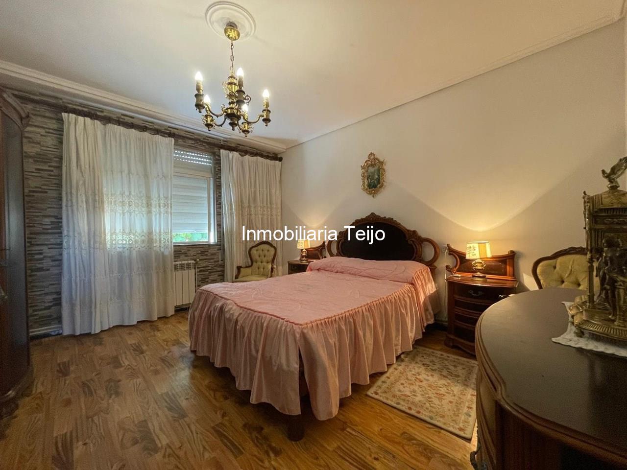 Foto 6 SE VENDE CASA ADOSADA CON CALEFACCIÓN DE PROPANO Y FINCA EN CATABOIS 