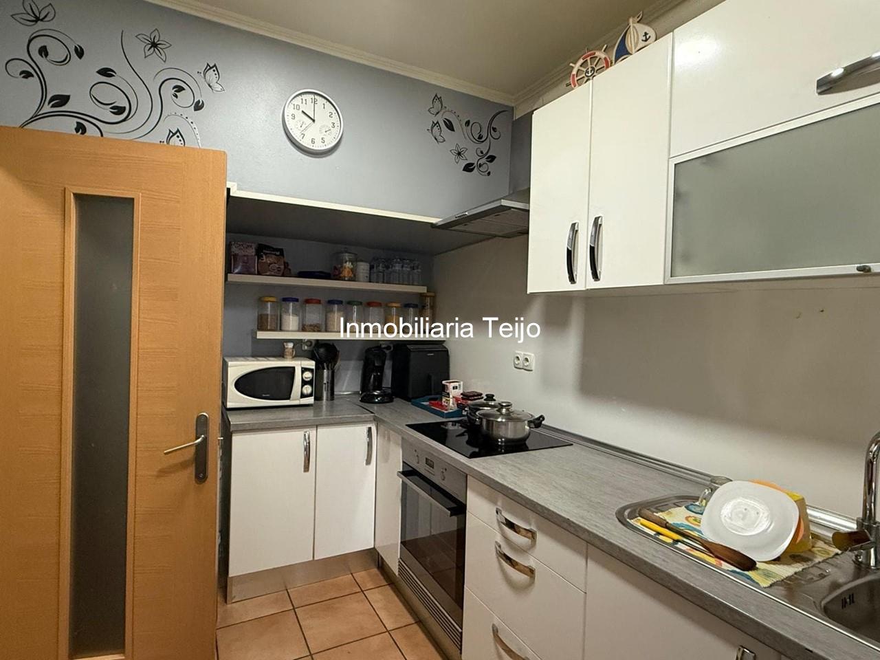 Foto 16 SE VENDE CASA ADOSADA CON DOS VIVIENDAS INDEPENDIENTES Y PATIO EN CASCO URBANO