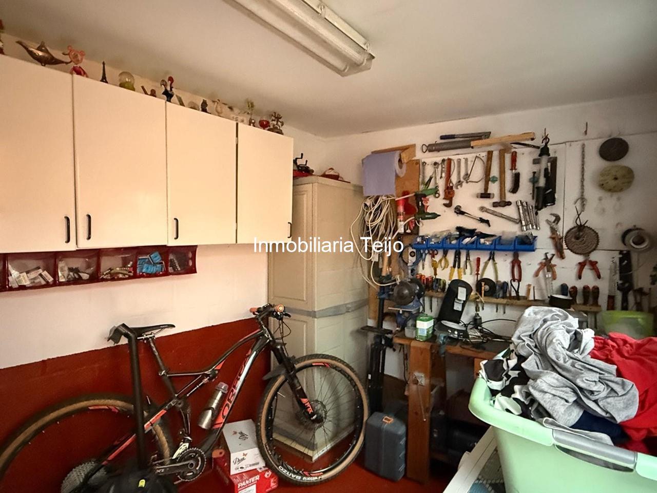 Foto 29 SE VENDE CASA ADOSADA CON DOS VIVIENDAS INDEPENDIENTES Y PATIO EN CASCO URBANO