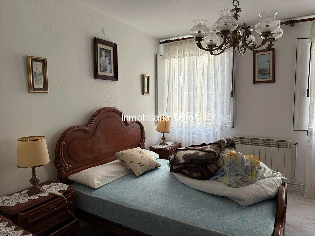 Foto 18 SE VENDE CASA ADOSADA CON FINCA EN CATABOIS