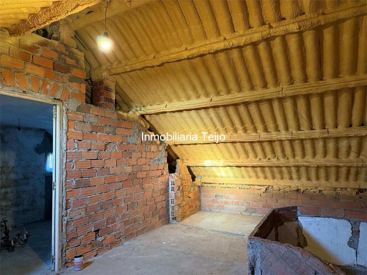 Foto 30 SE VENDE CASA ADOSADA CON FINCA EN CATABOIS