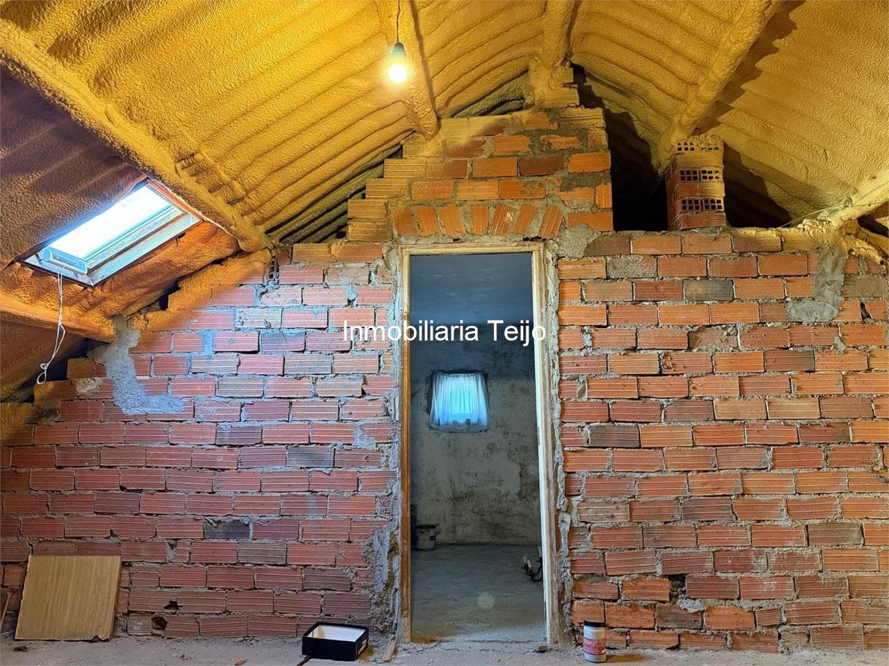 Foto 31 SE VENDE CASA ADOSADA CON FINCA EN CATABOIS