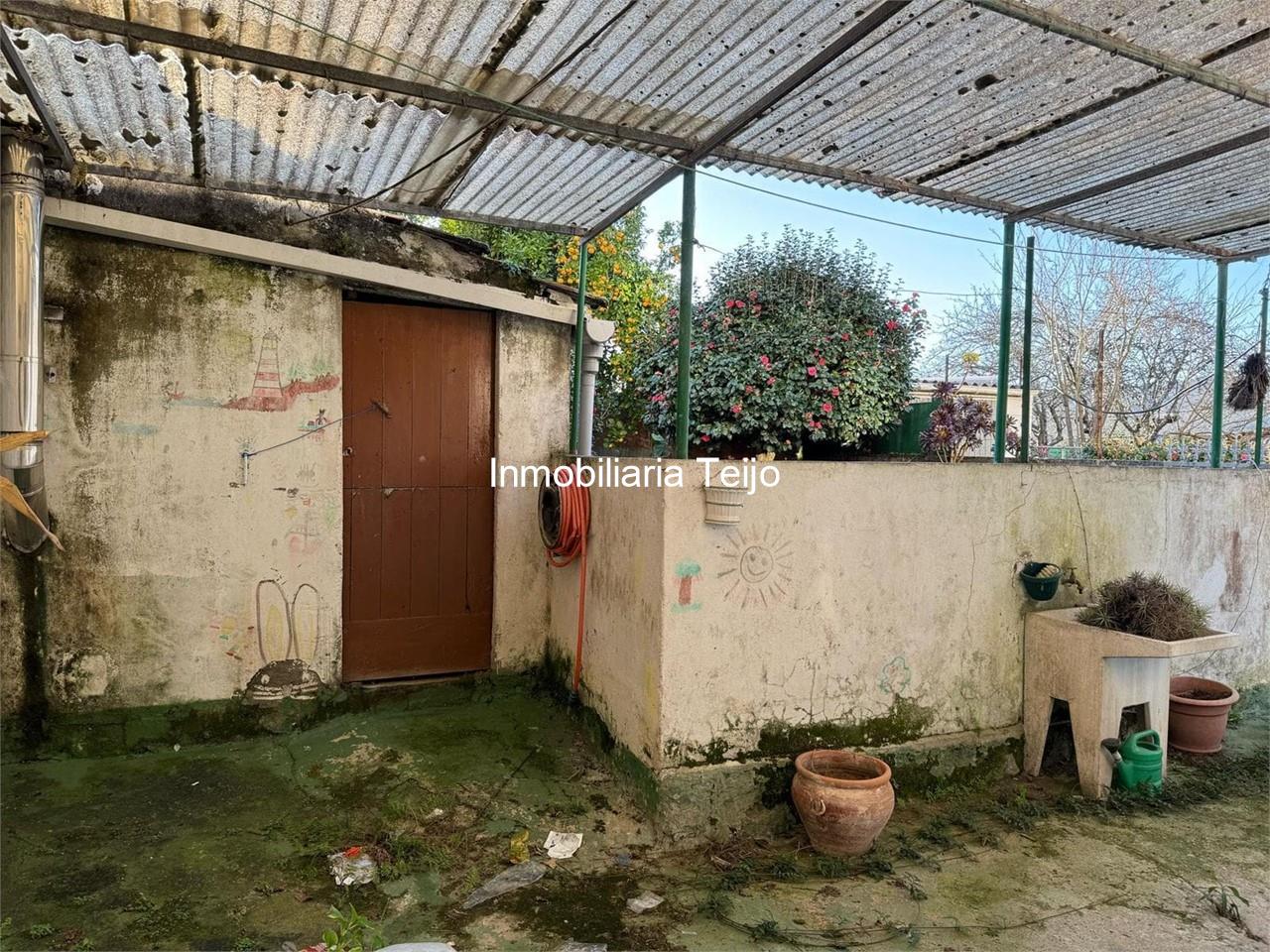 Foto 8 SE VENDE CASA ADOSADA CON FINCA EN CATABOIS