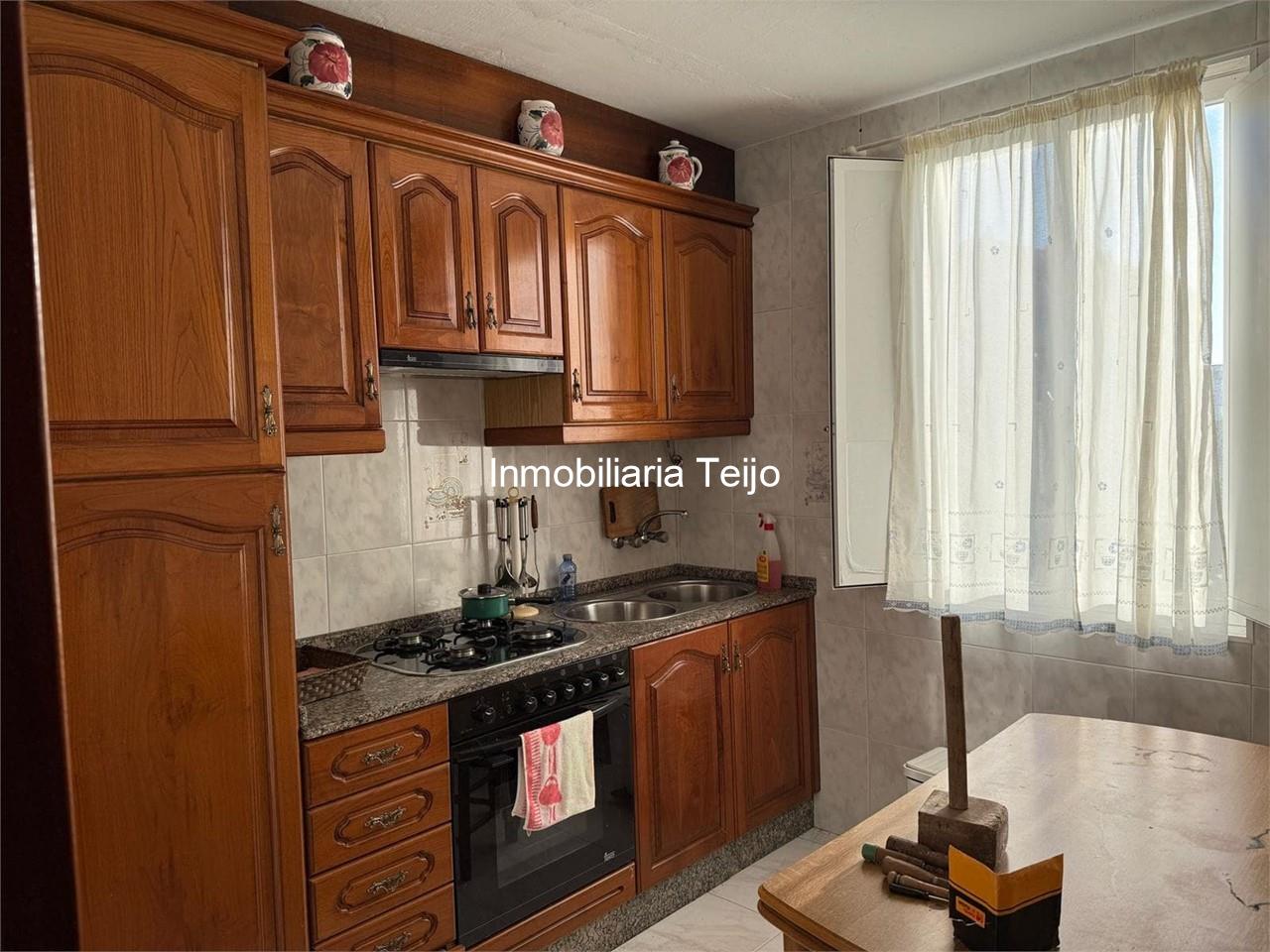 Foto 9 SE VENDE CASA ADOSADA CON FINCA EN CATABOIS