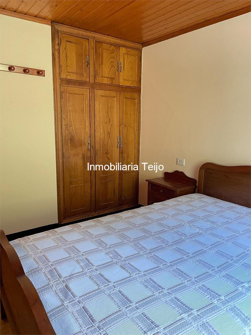 Foto 7 SE VENDE CASA ADOSADA CON FINCA Y BODEGAS EN CEDEIRA