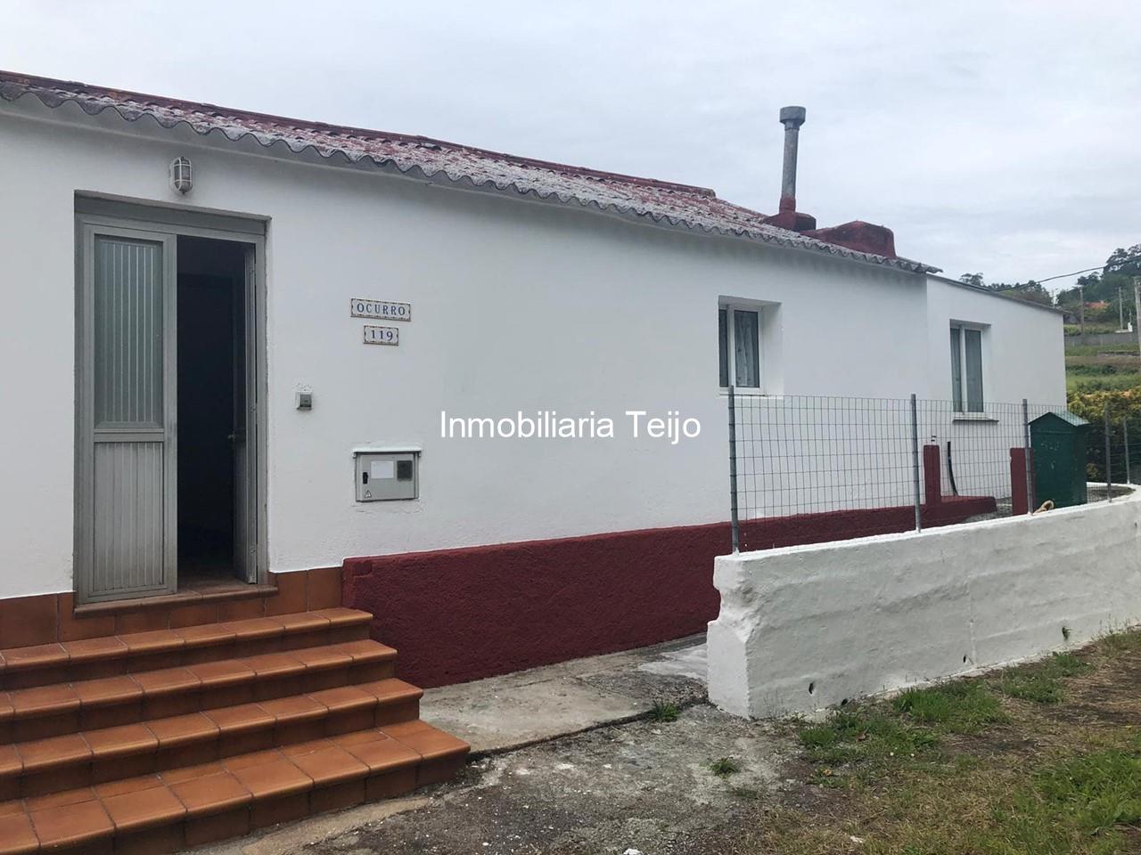 Foto 1 SE VENDE CASA ADOSADA EN CHANTEIRO