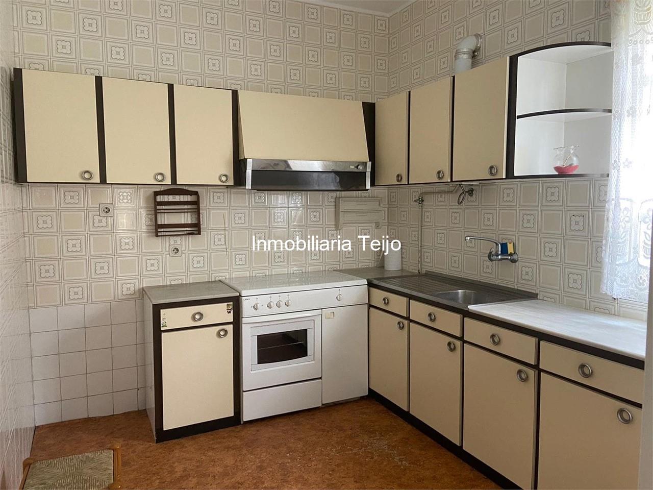 Foto 4 SE VENDE CASA ADOSADA EN EL ALTO DEL CASTAÑO