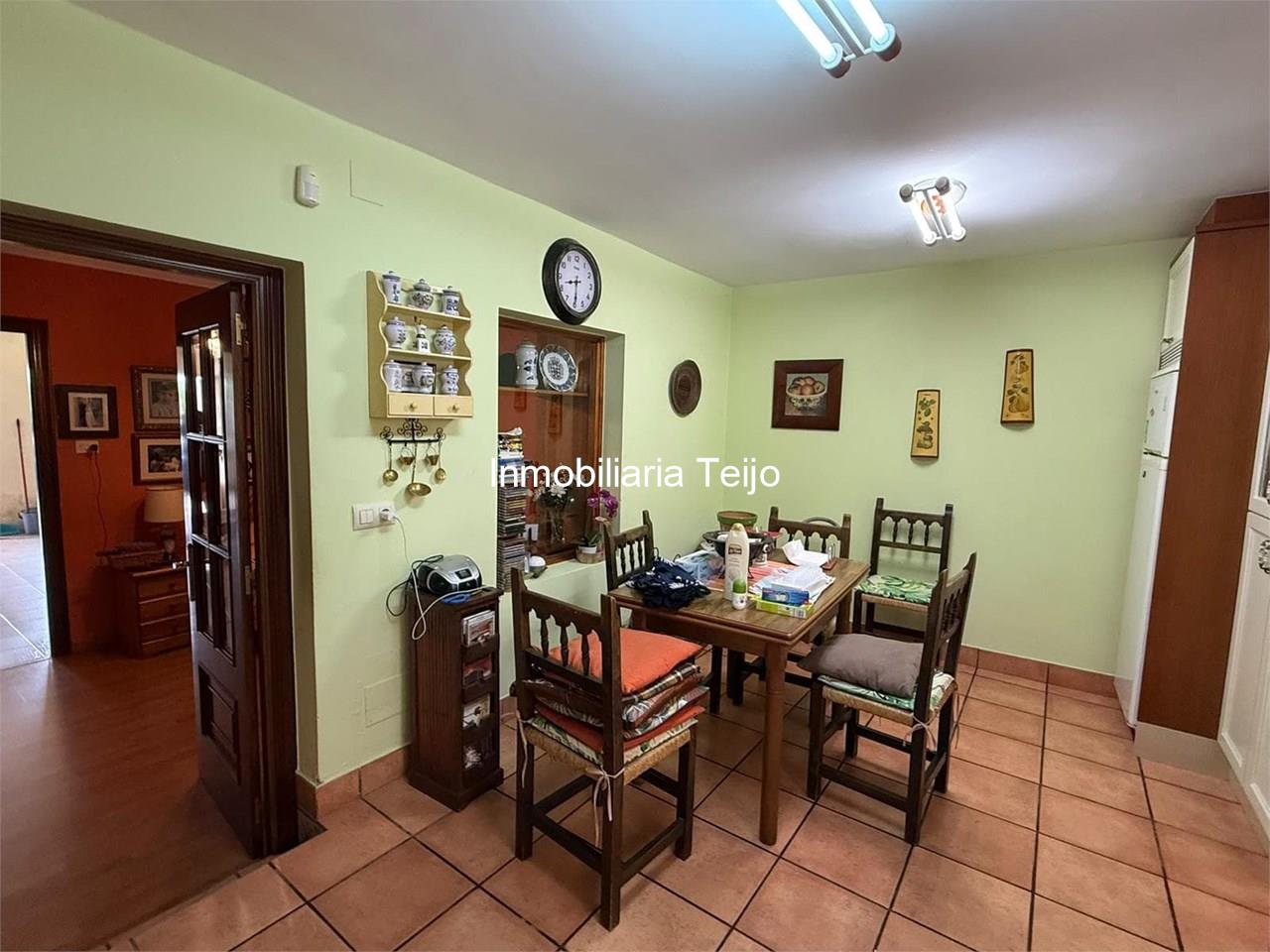Foto 4 SE VENDE CASA ADOSADA EN MANIÑOS