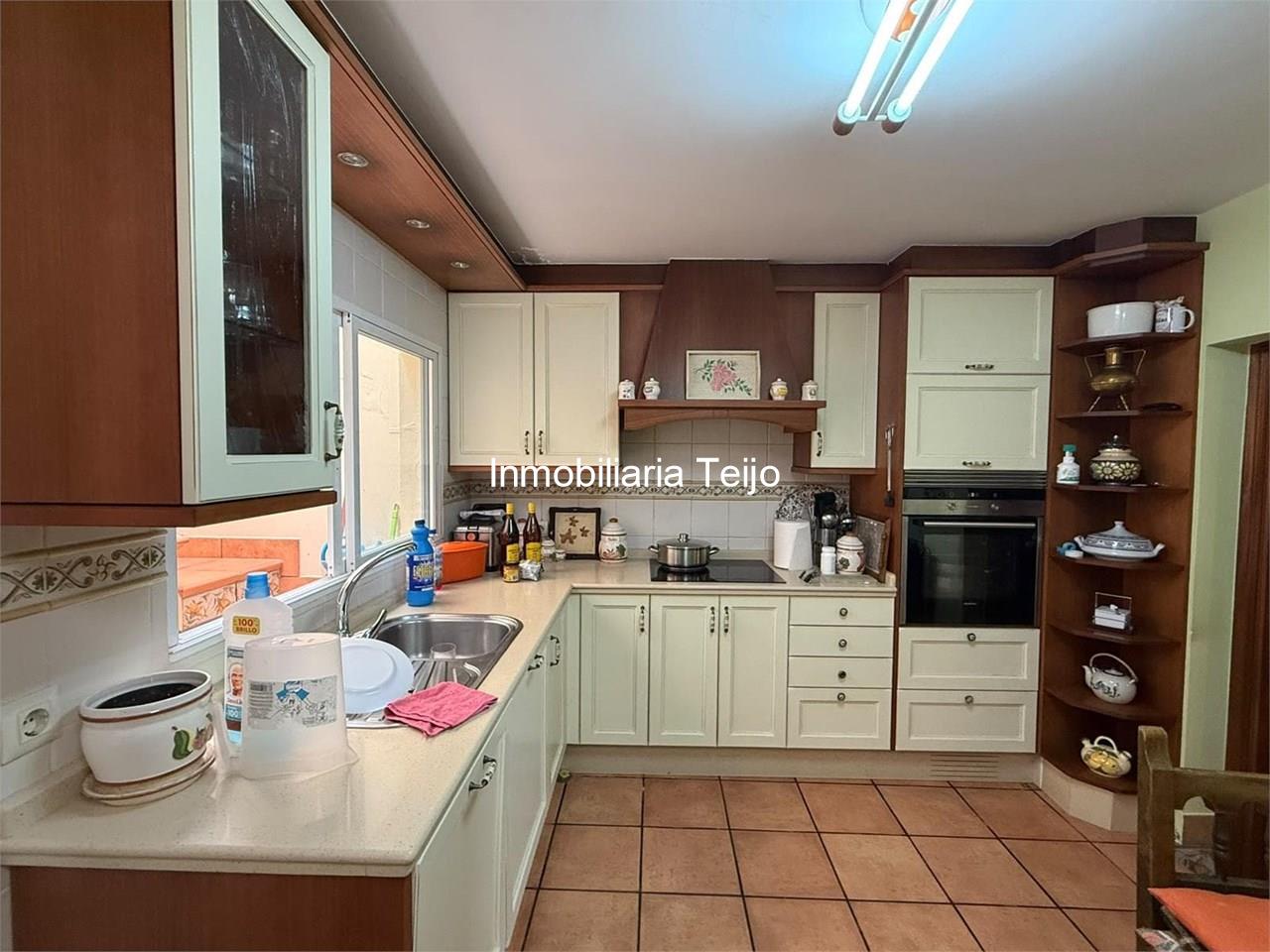 Foto 5 SE VENDE CASA ADOSADA EN MANIÑOS