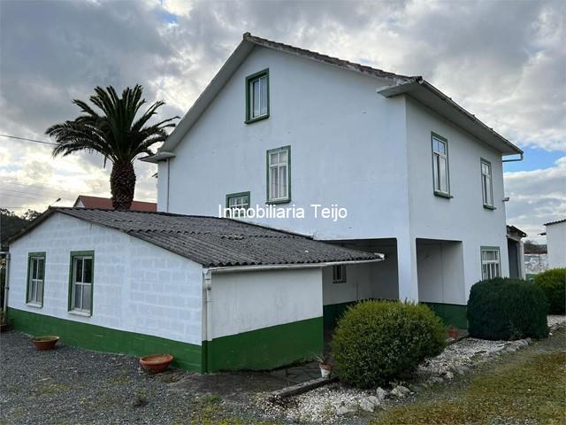 SE VENDE CASA AMPLIA EN PEDROSO - Narón