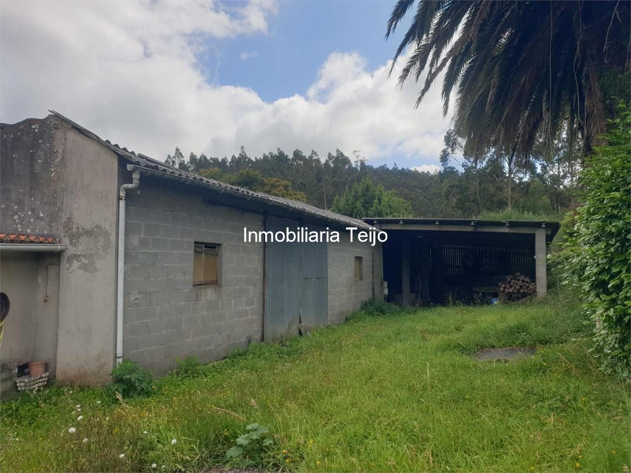 Foto 3 SE VENDE CASA CON BODEGAS AMPLIAS EN CERDIDO