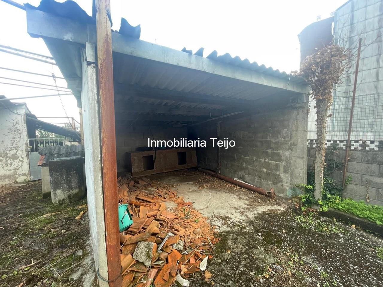 Foto 11 SE VENDE CASA CON BODEGAS Y FINCA CERRADA EN FREIXEIRO