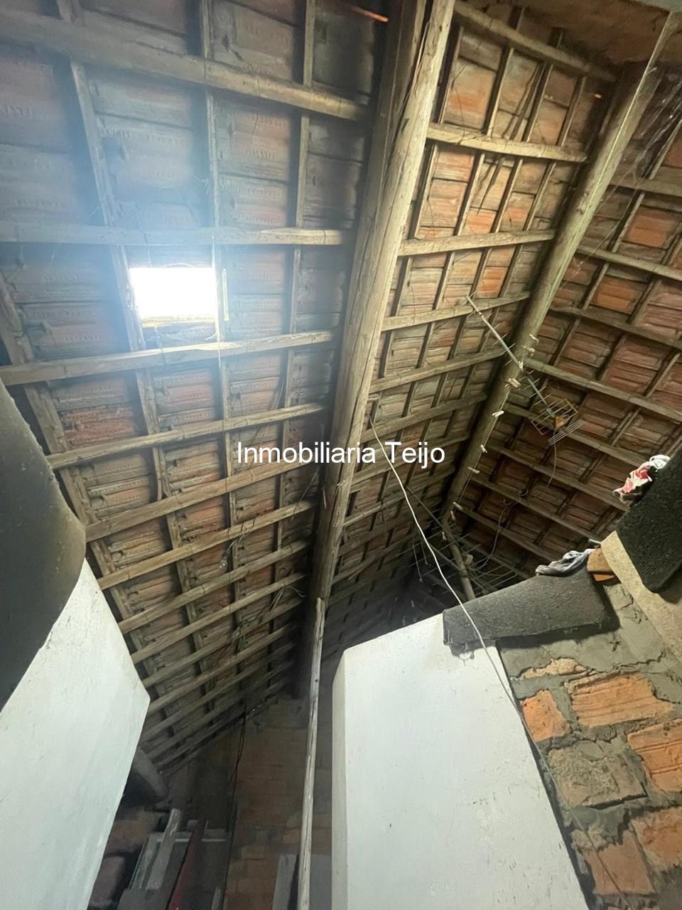Foto 14 SE VENDE CASA CON BODEGAS Y FINCA CERRADA EN FREIXEIRO