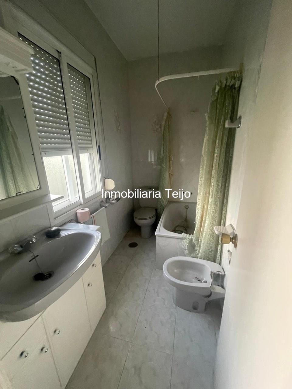 Foto 6 SE VENDE CASA CON BODEGAS Y FINCA CERRADA EN FREIXEIRO