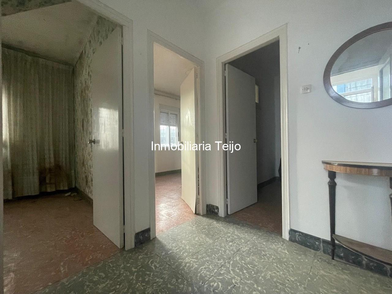 Foto 9 SE VENDE CASA CON BODEGAS Y FINCA CERRADA EN FREIXEIRO