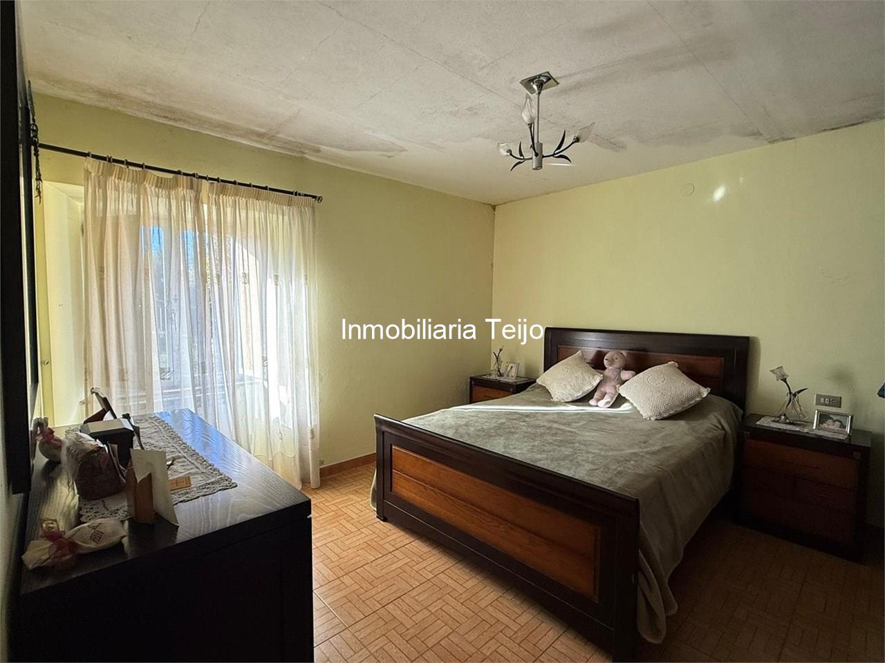 Foto 13 SE VENDE CASA CON DOS VIVIENDAS INDEPENDIENTES, FINCA CERRADA Y MUCHOS ANEXOS