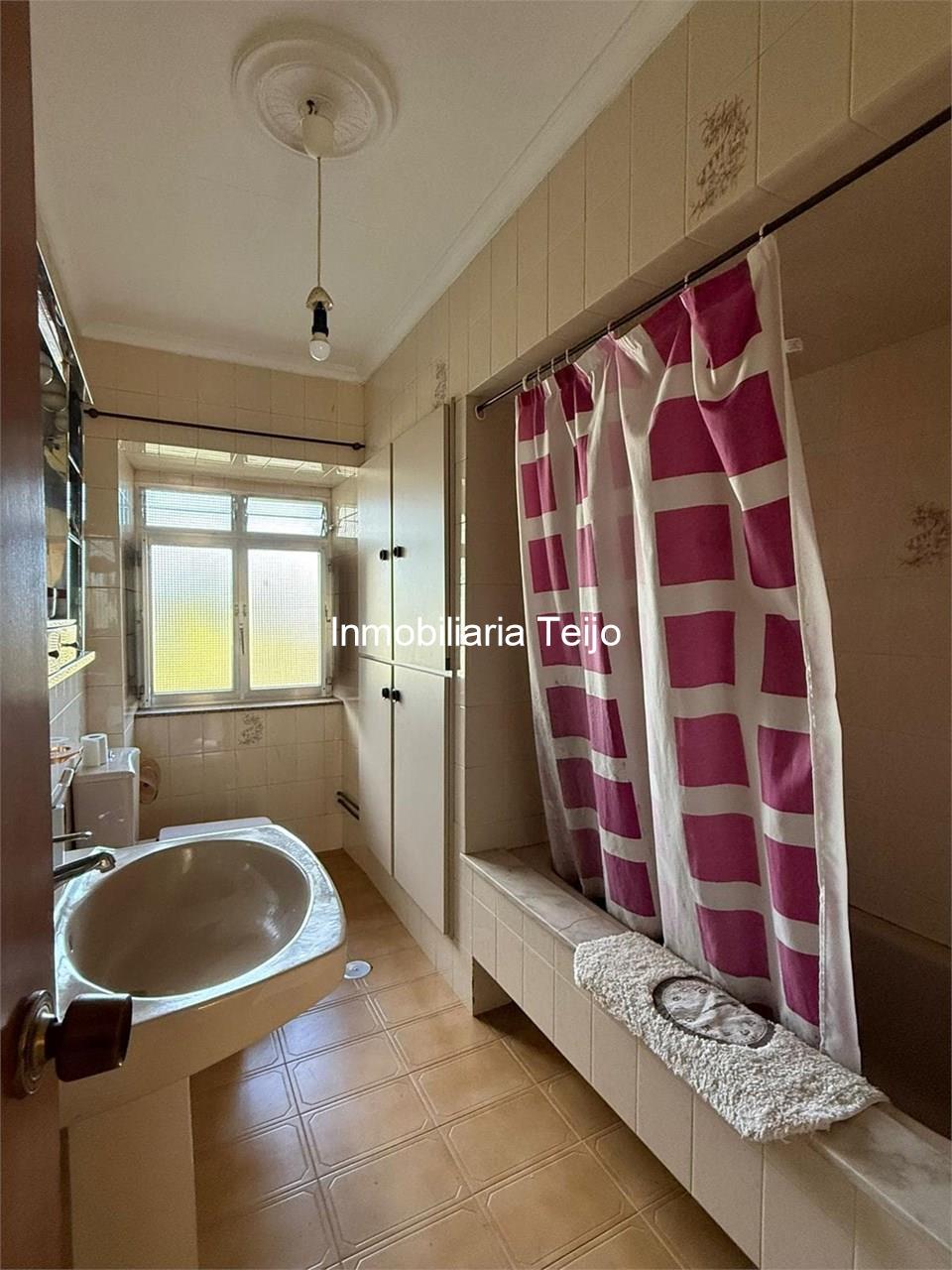 Foto 16 SE VENDE CASA CON DOS VIVIENDAS INDEPENDIENTES, FINCA CERRADA Y MUCHOS ANEXOS