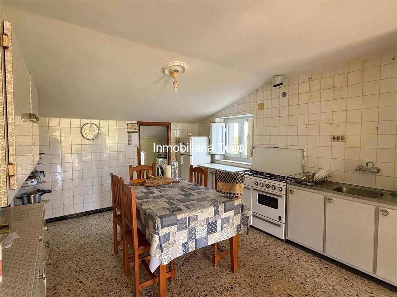 Foto 20 SE VENDE CASA CON DOS VIVIENDAS INDEPENDIENTES, FINCA CERRADA Y MUCHOS ANEXOS