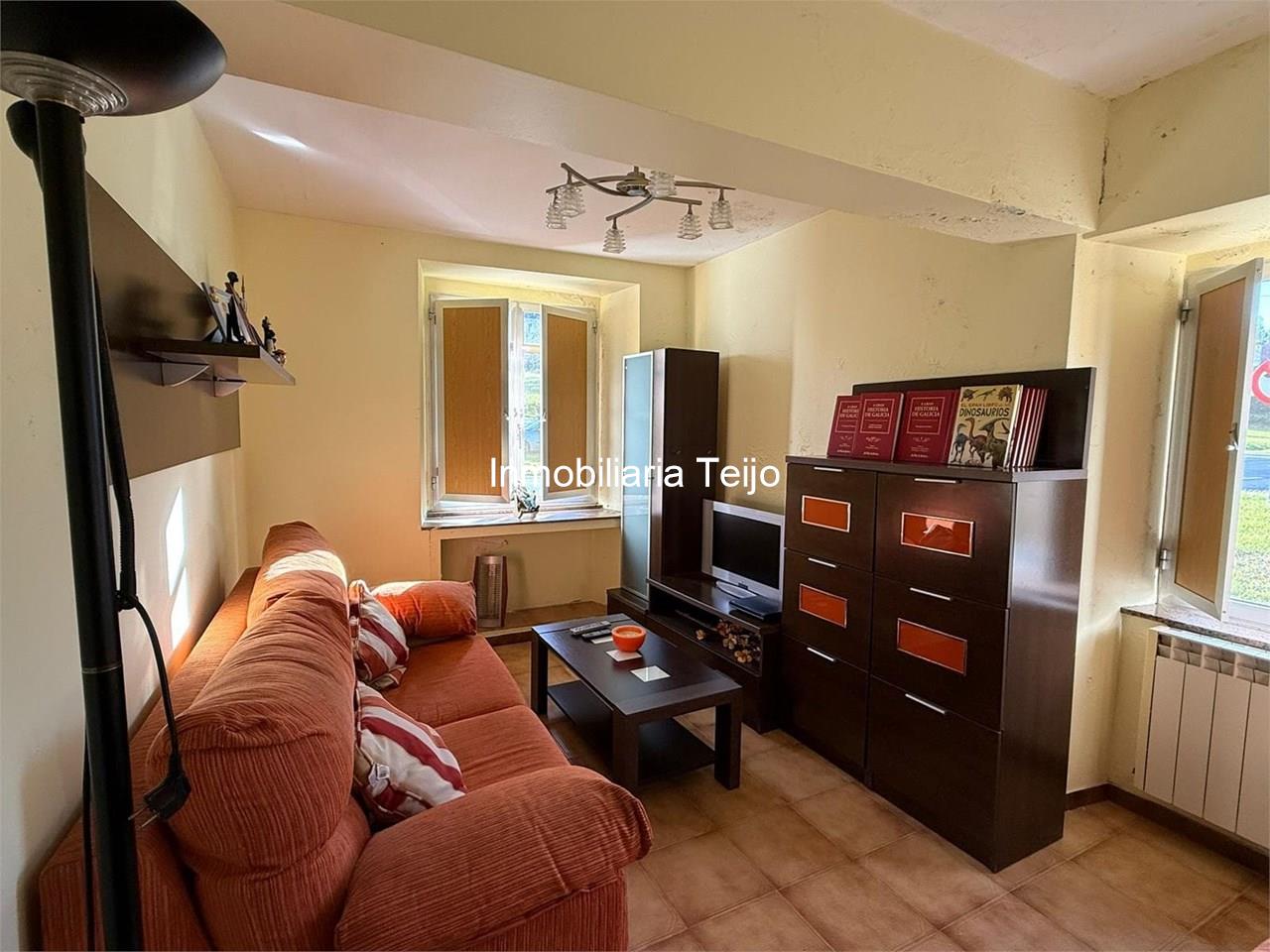 Foto 9 SE VENDE CASA CON DOS VIVIENDAS INDEPENDIENTES, FINCA CERRADA Y MUCHOS ANEXOS