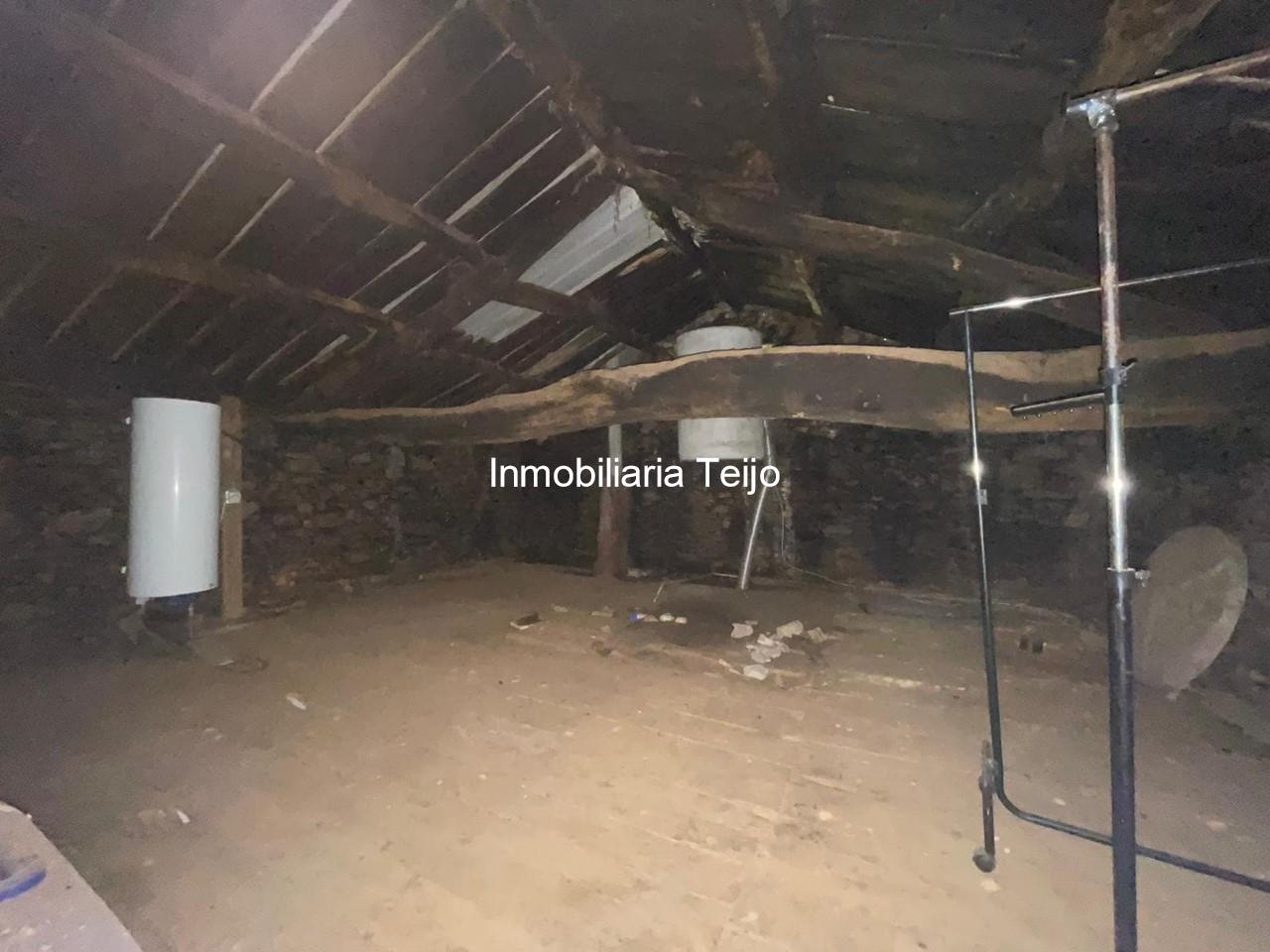 Foto 19 SE VENDE CASA CON FICNA CERRADA EN SAN SADURNIÑO