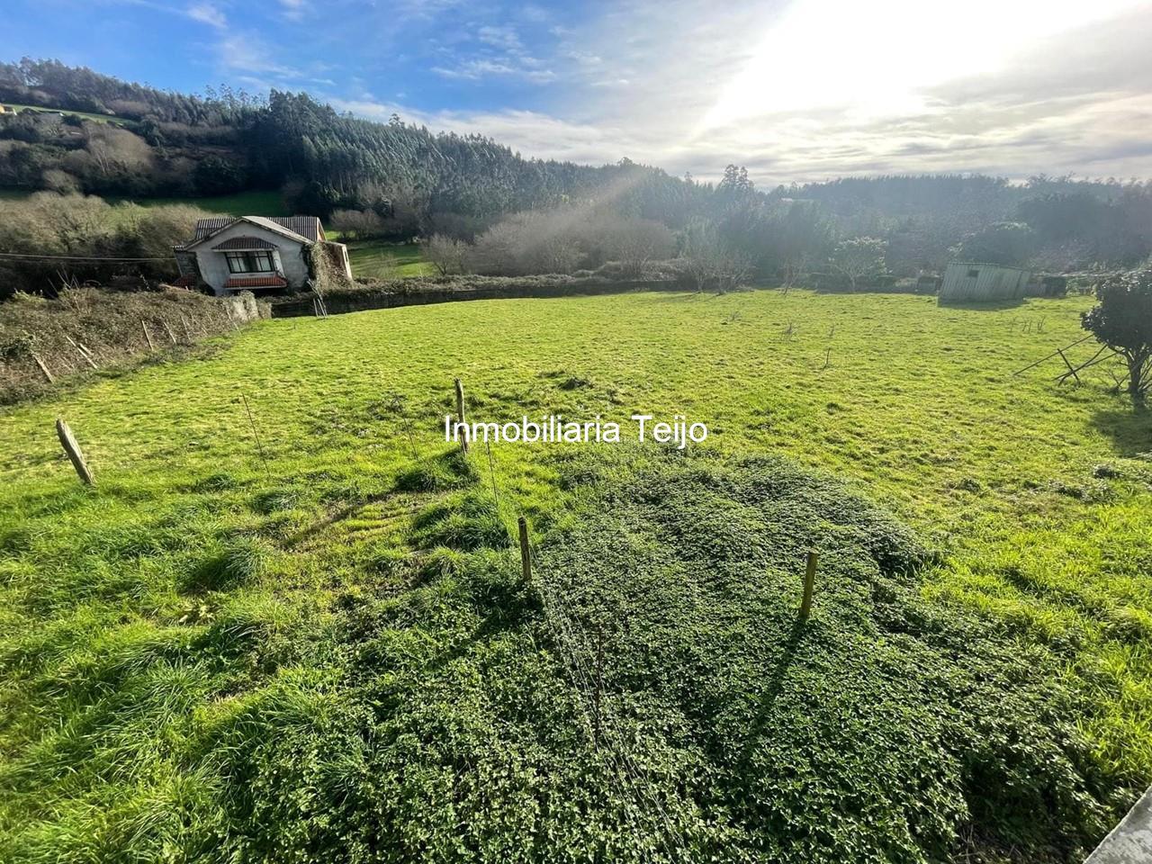 Foto 6 SE VENDE CASA CON FICNA CERRADA EN SAN SADURNIÑO