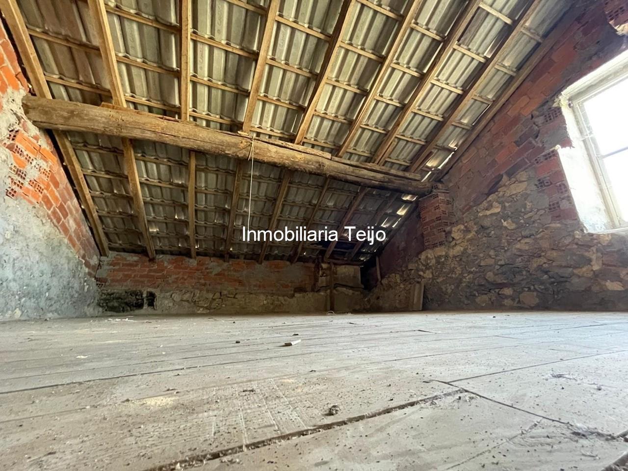 Foto 13 SE VENDE CASA CON FINCA CERRADA, GARAJE Y PATIO EN NEDA