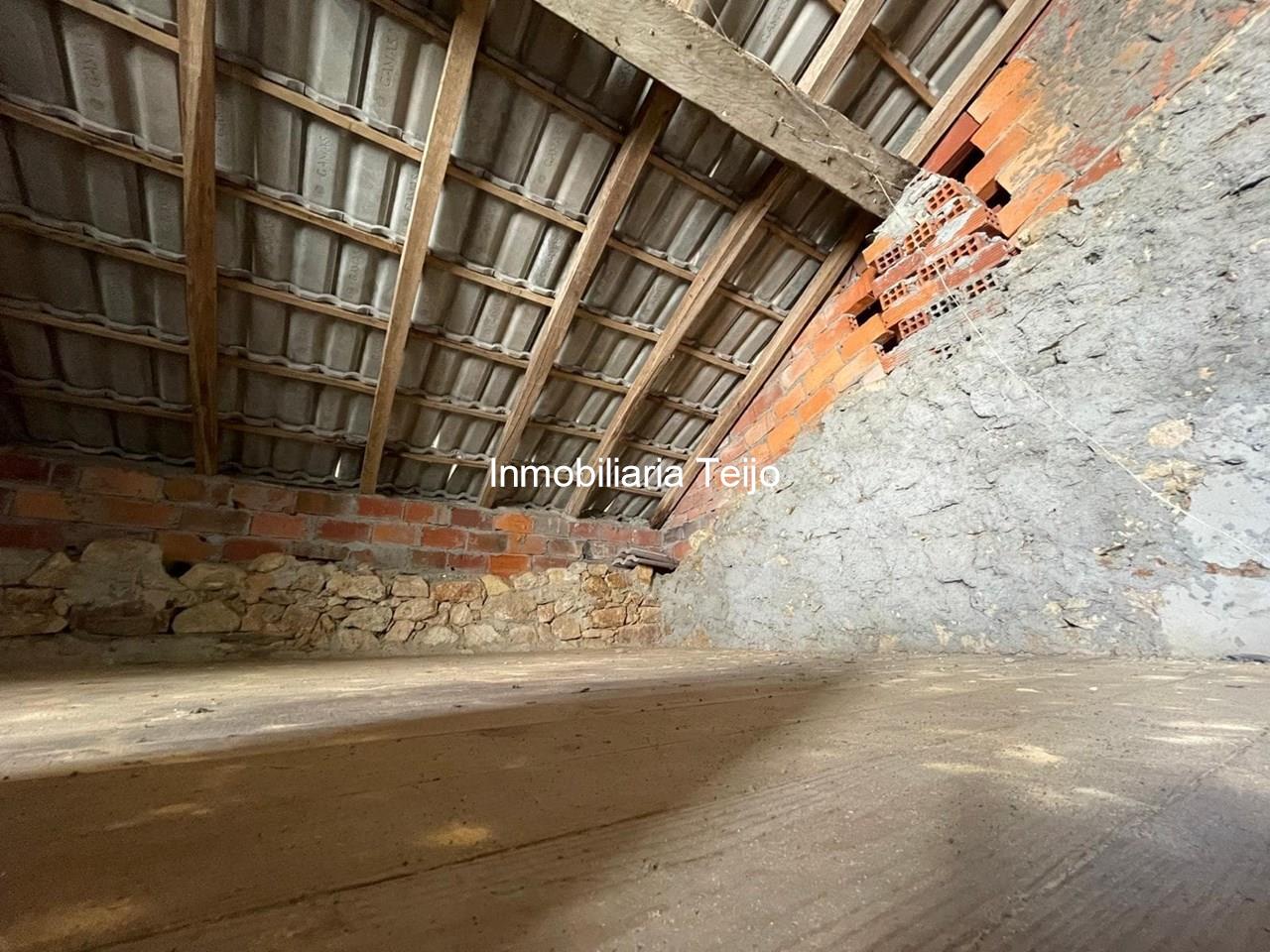 Foto 14 SE VENDE CASA CON FINCA CERRADA, GARAJE Y PATIO EN NEDA