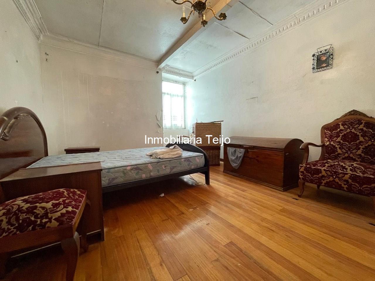 Foto 8 SE VENDE CASA CON FINCA CERRADA, GARAJE Y PATIO EN NEDA