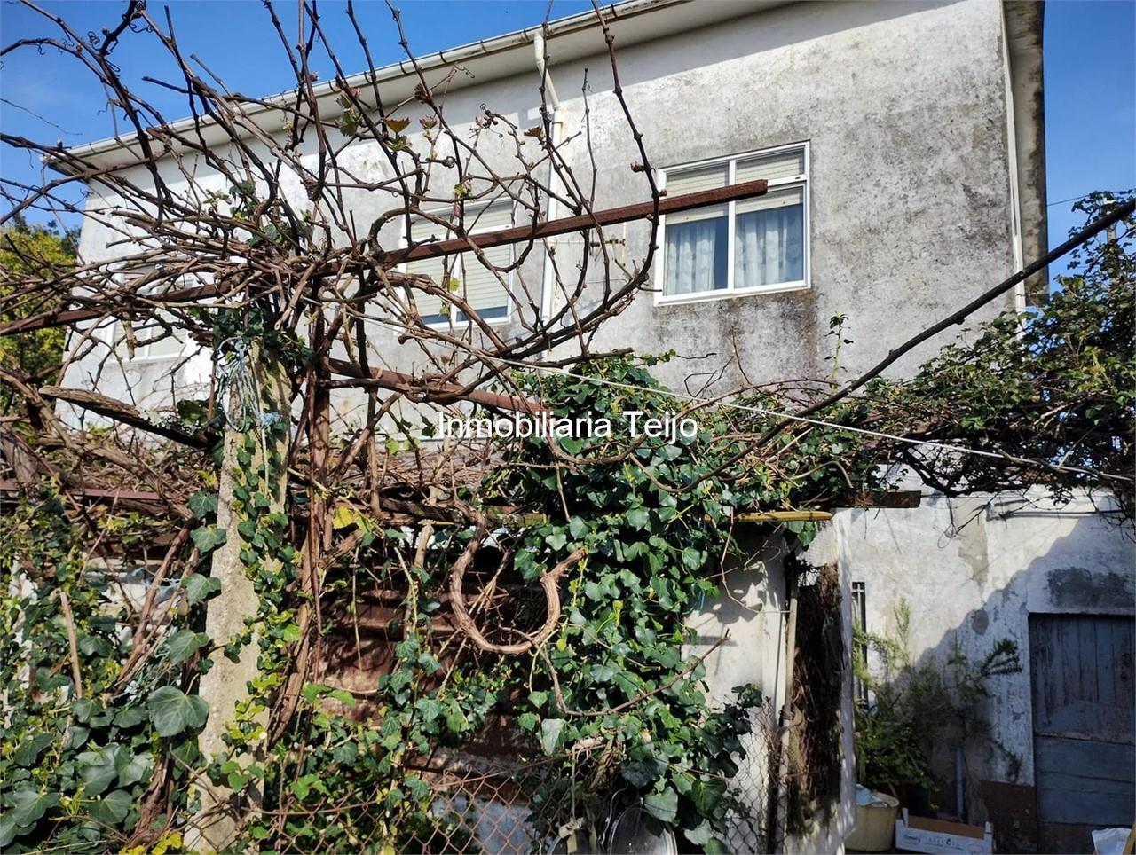 Foto 2 SE VENDE CASA CON FINCA EDIFICABLE EN SANTA CECILIA