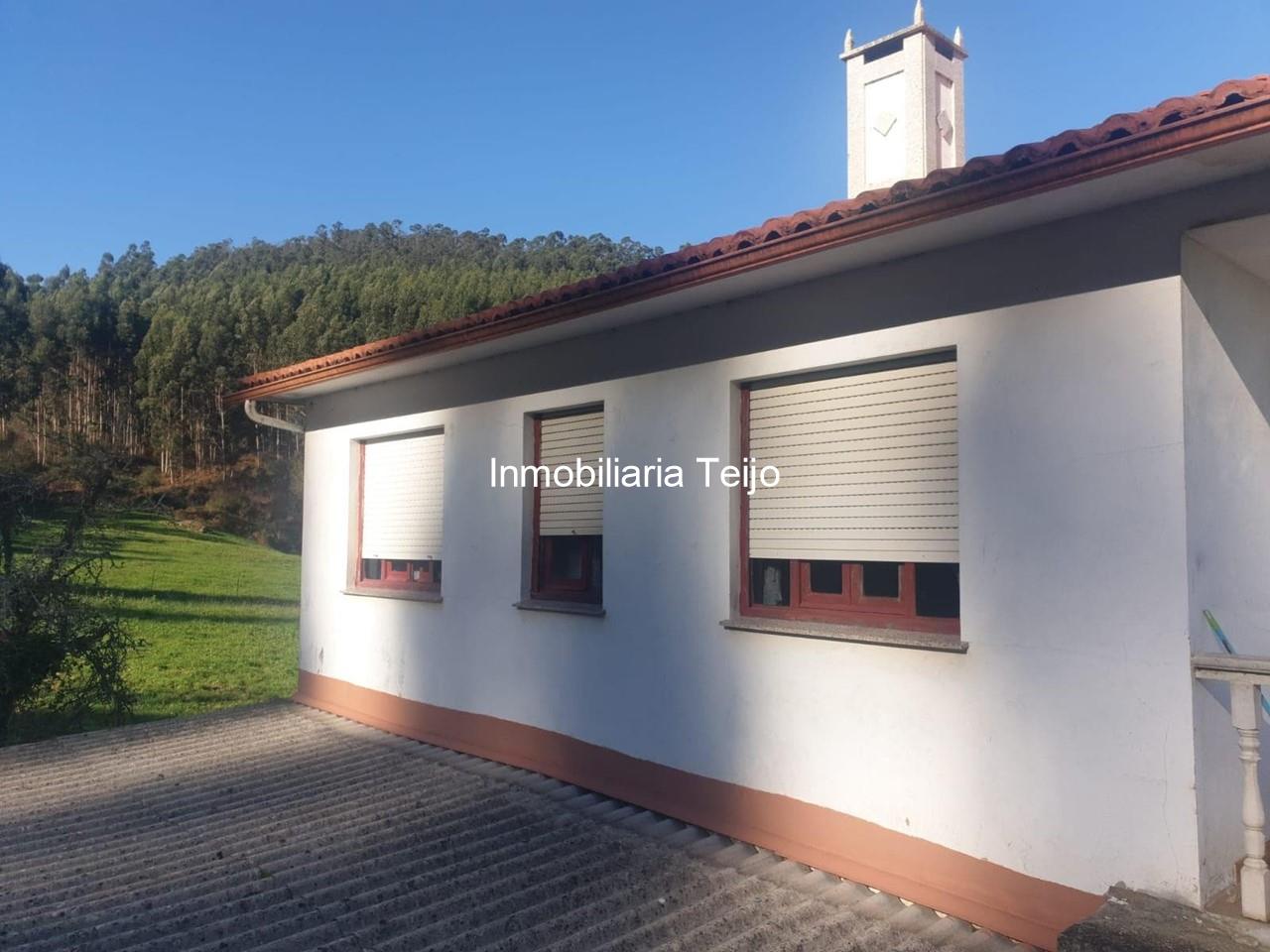 Foto 4 SE VENDE CASA CON FINCA EN MANDIÁ