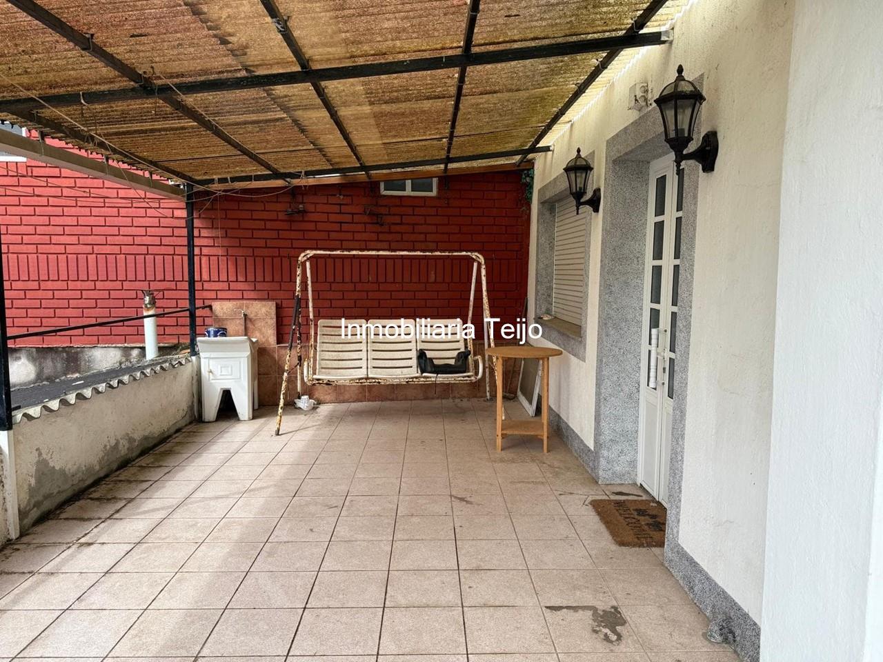 Foto 5 SE VENDE CASA CON FINCA PEQUEÑA EN JUBIA
