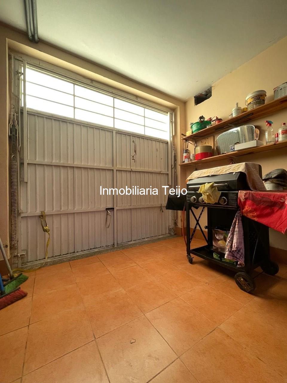 Foto 25 SE VENDE CASA CON FINCA Y VISTAS A LA RIA EN BARALLOBRE 