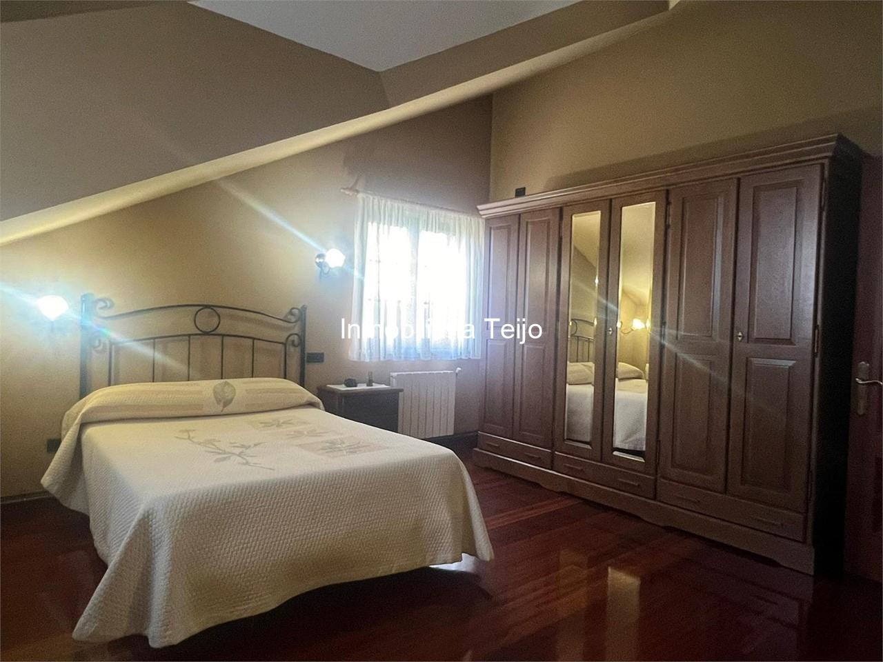 Foto 23 SE VENDE CASA DE NUEVA CONSTRUCCIÓN Y GRAN FINCA CERRADA EN EL VAL