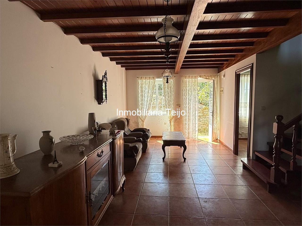 Foto 6 SE VENDE CASA DE PIEDRA ADOSADA EN EL COUTO