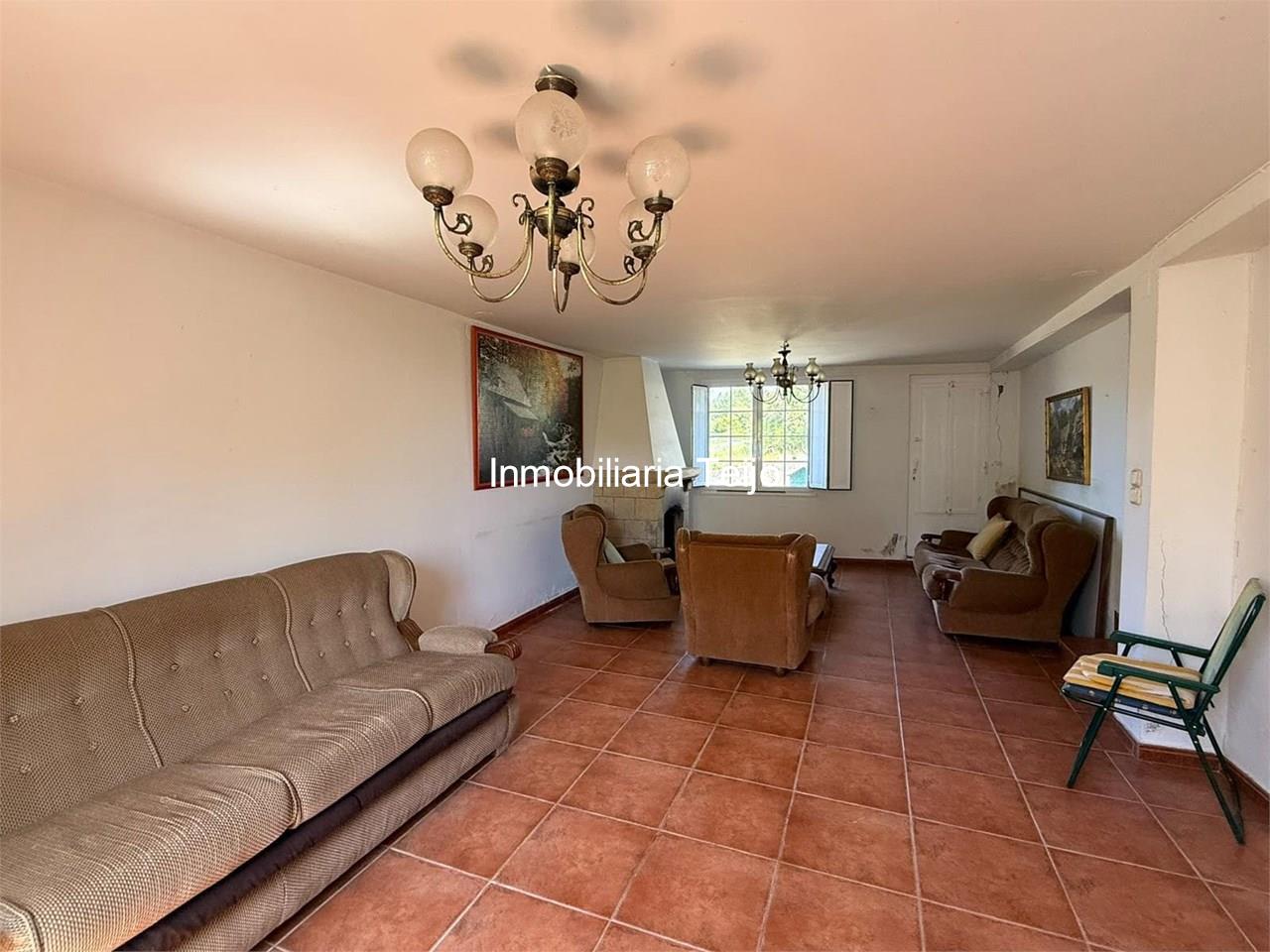 Foto 8 SE VENDE CASA DE PIEDRA ADOSADA EN EL COUTO