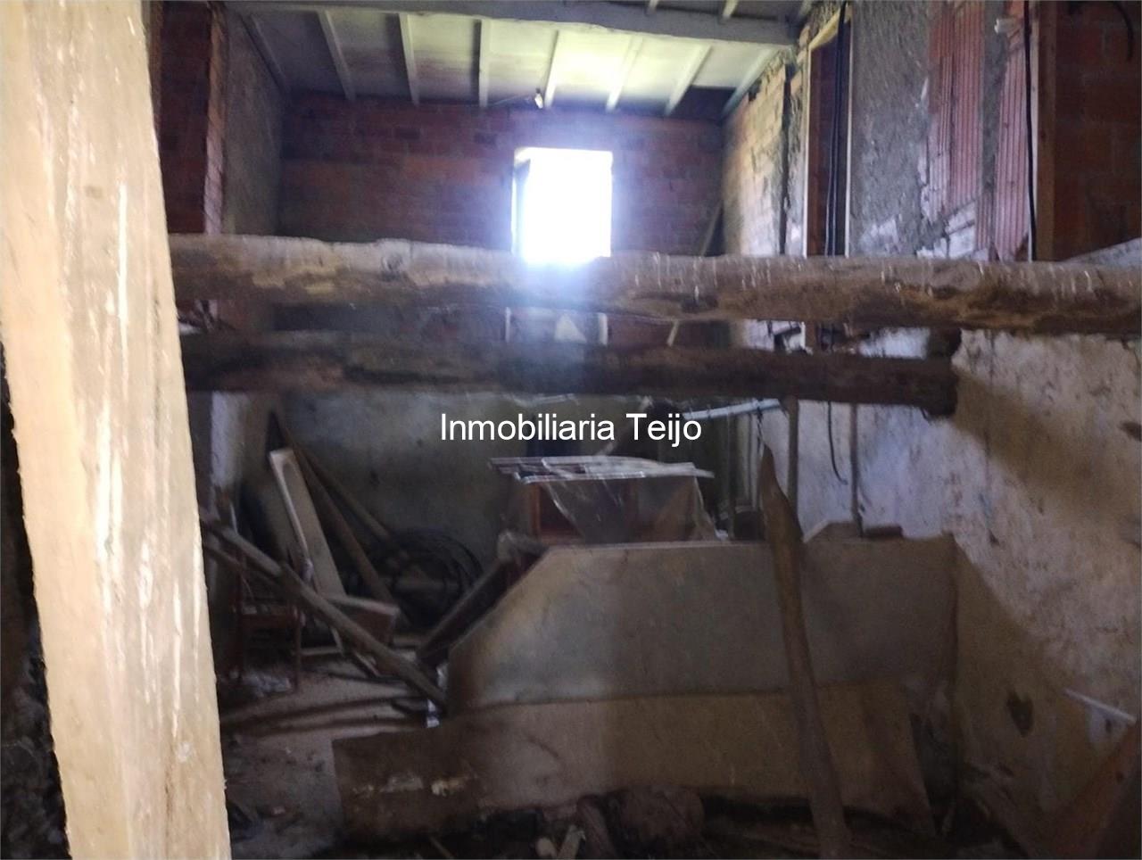 Foto 16 SE VENDE CASA DE PIEDRA CON 10.000 M2 DE FINCA EN LOURENZÁ