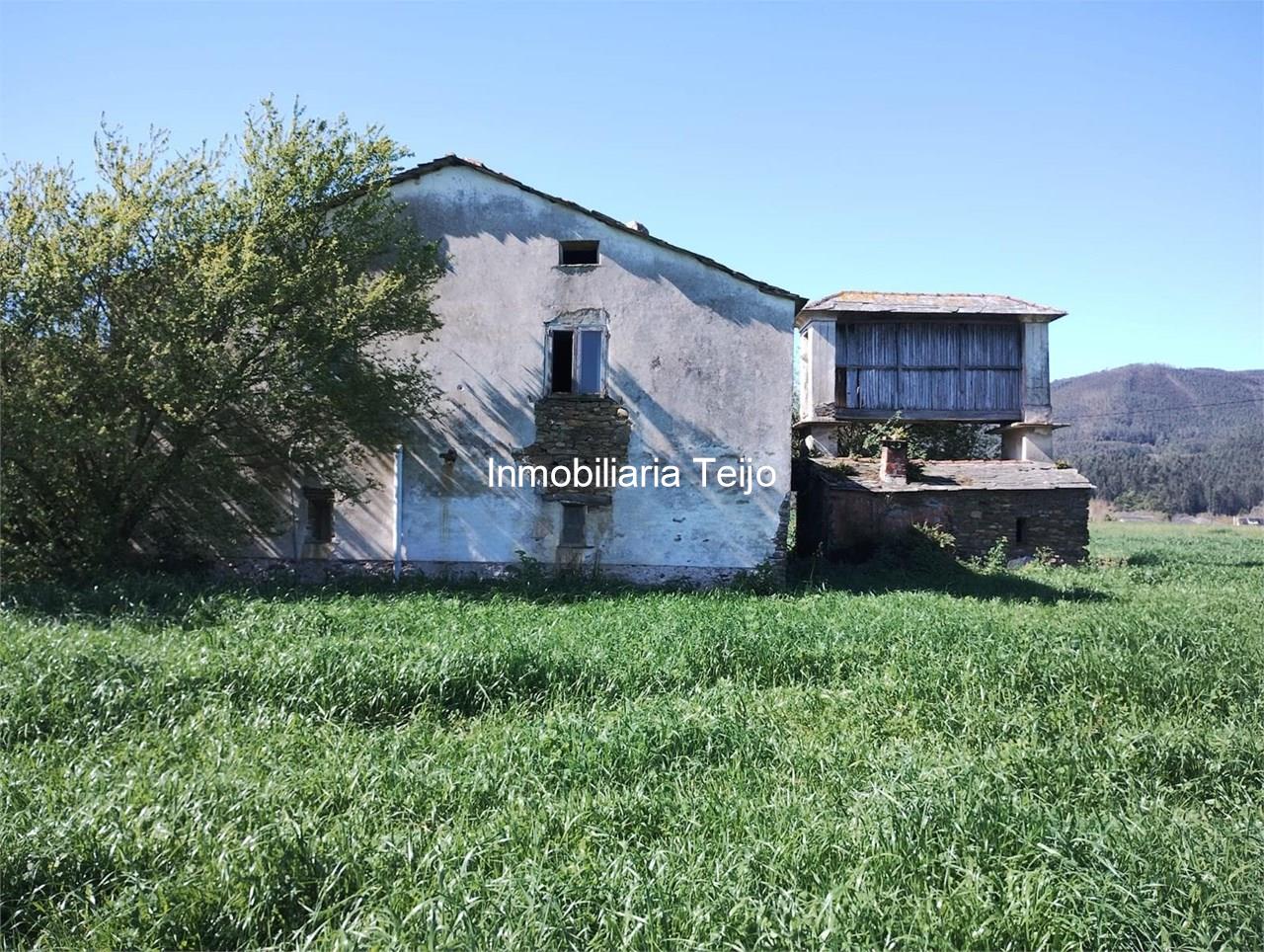Foto 5 SE VENDE CASA DE PIEDRA CON 10.000 M2 DE FINCA EN LOURENZÁ