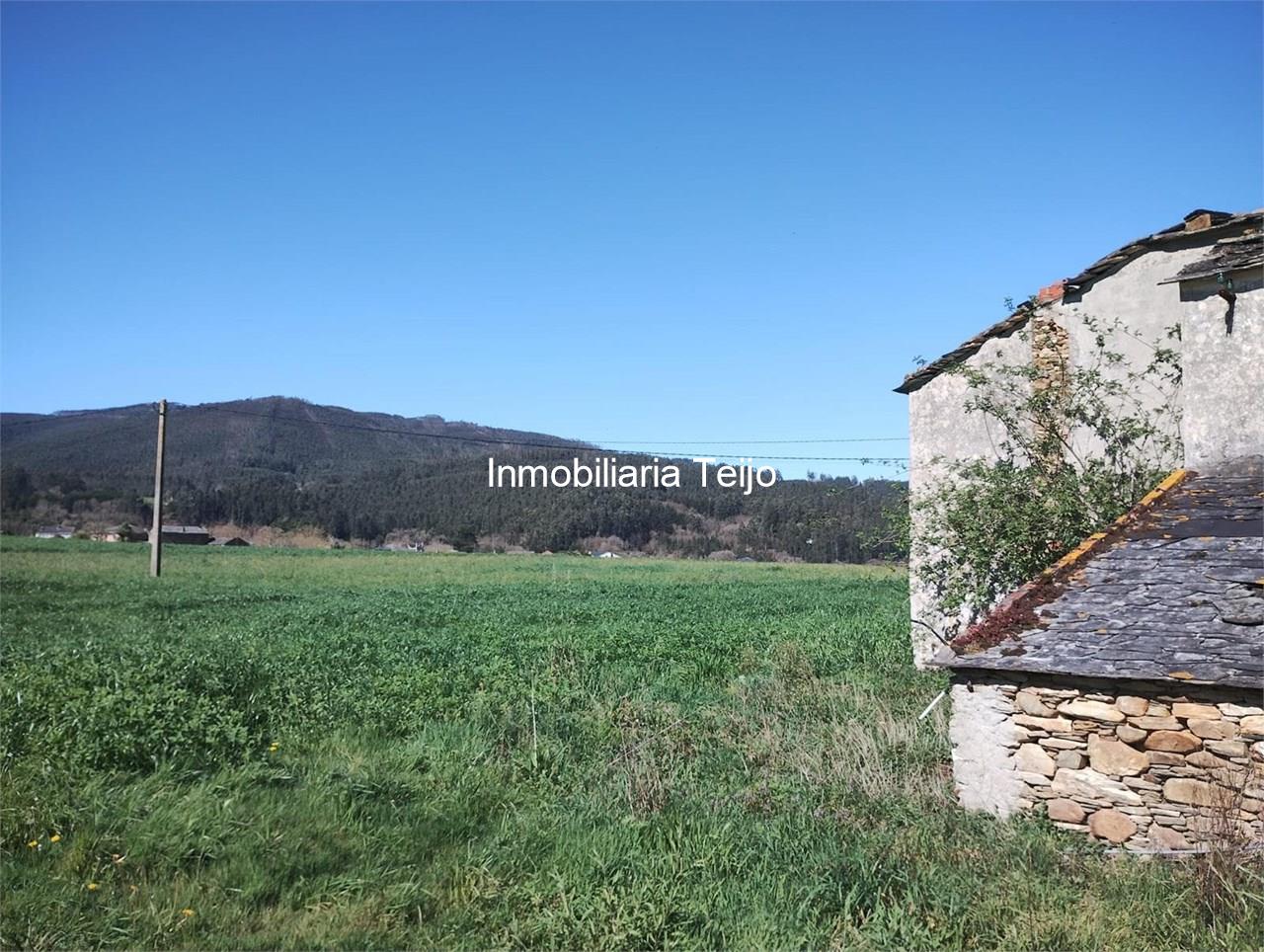 Foto 6 SE VENDE CASA DE PIEDRA CON 10.000 M2 DE FINCA EN LOURENZÁ