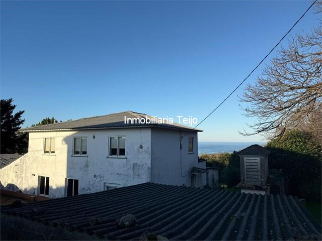SE VENDE CASA DE PIEDRA CON ANEXOS EN COVAS - Ferrol