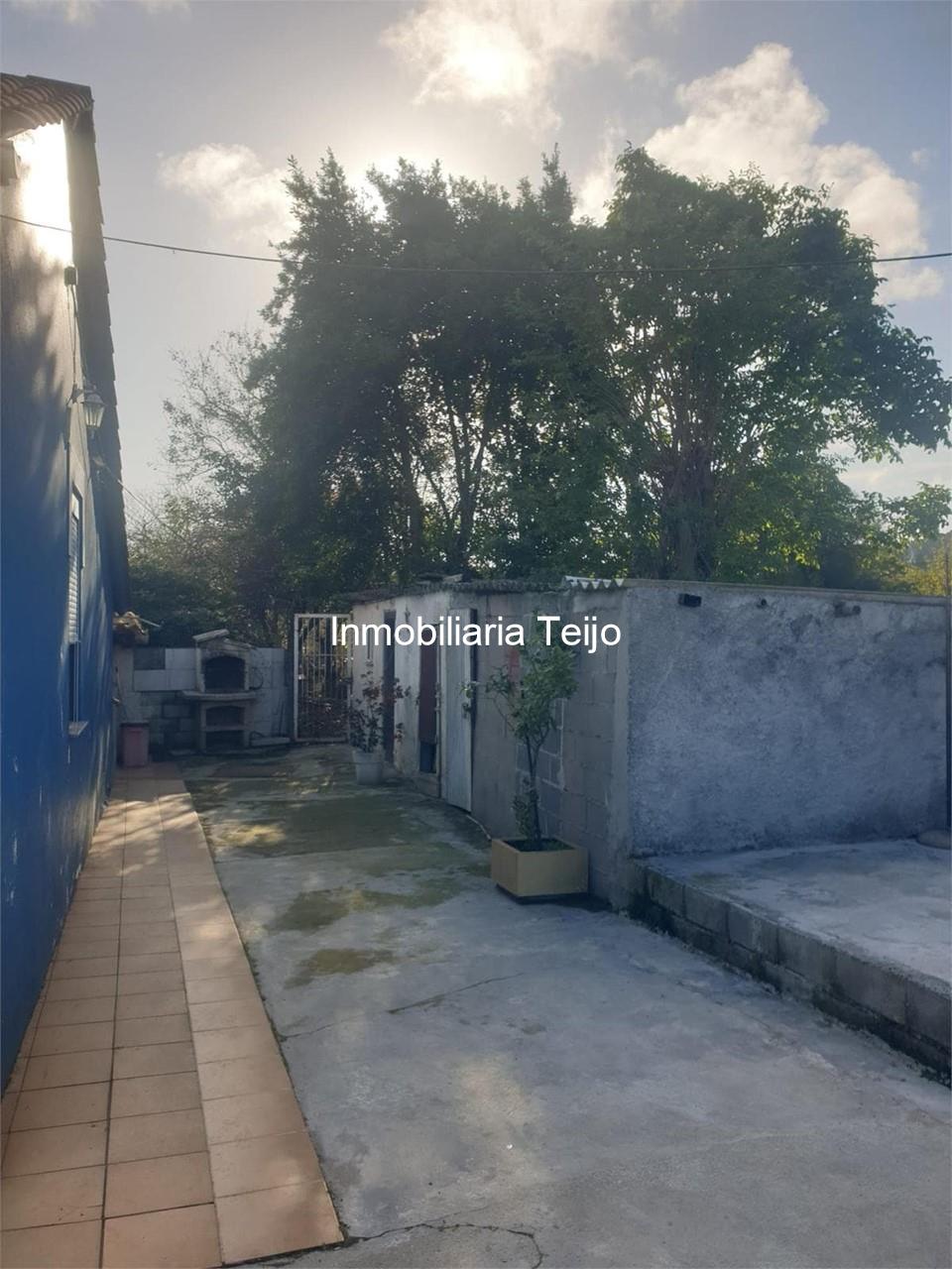 Foto 5 SE VENDE CASA DE PIEDRA DE PLANTA BAJA CON PATIO Y FINCA EN A MALATA