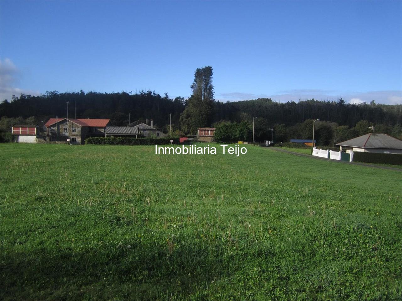 Foto 2 SE VENDE CASA DE PIEDRA EN MONFERO