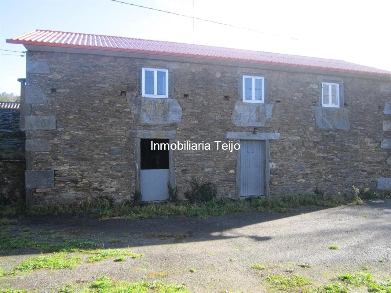 Foto 3 SE VENDE CASA DE PIEDRA EN MONFERO